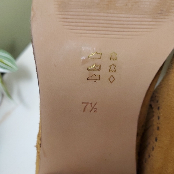 Madewell | Tan Grayson Brogue Chelsea Boots with Wingtip Detailing Sz 7 1/2 - Picture 10 of 10